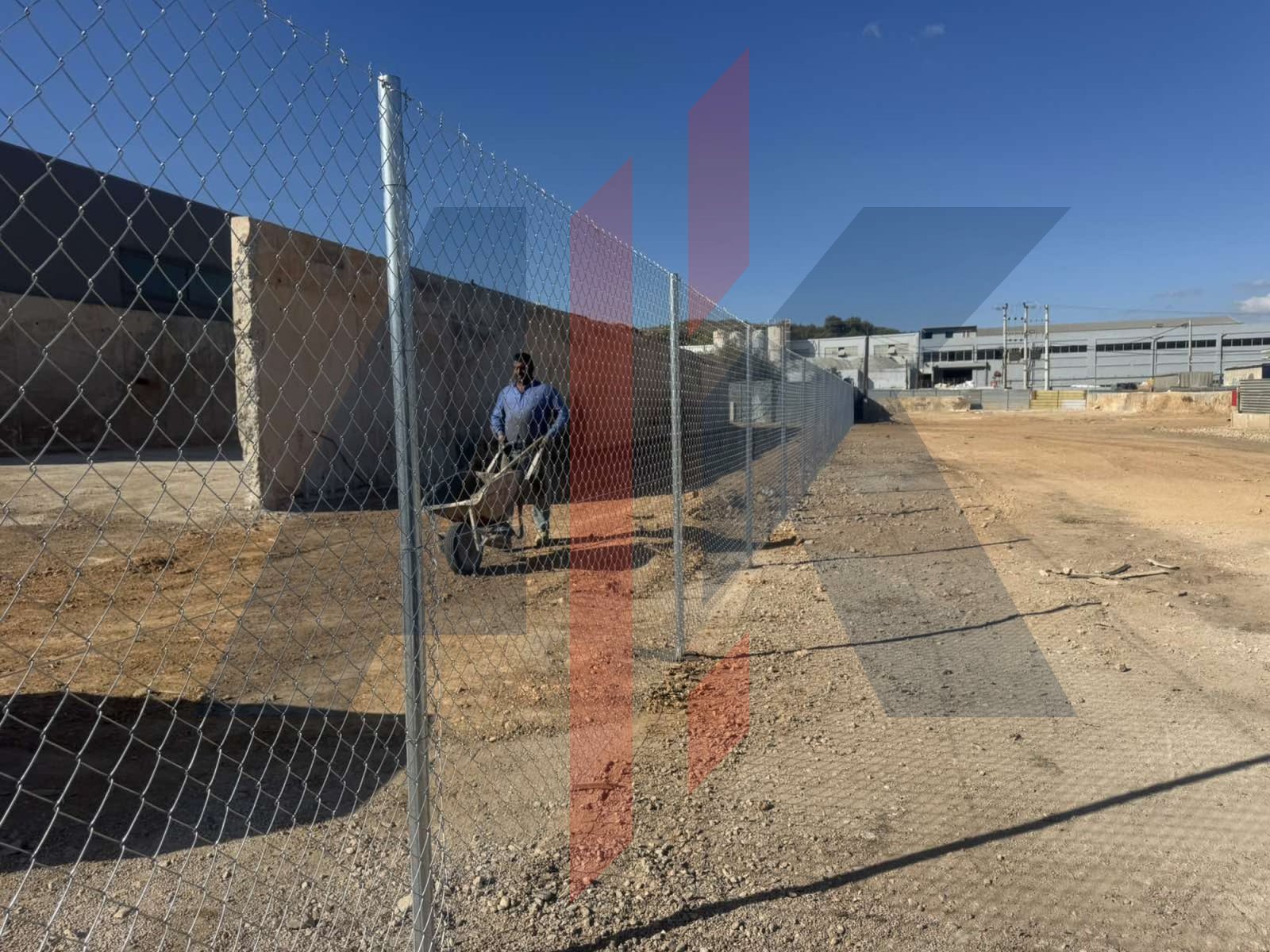 Περίφραξη εργοταξίου με συρματόπλεγμα