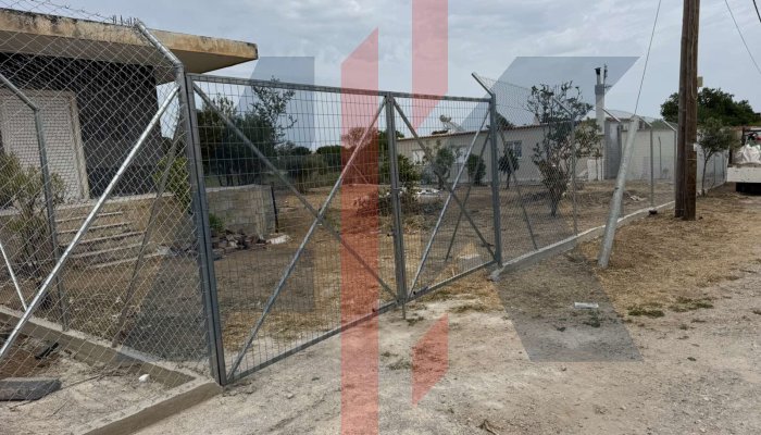 Περίφραξη οικοπέδου με μέριμνα αποτροπής διαφυγής ζώων 