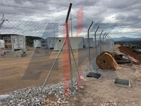 Περίφραξη φωτοβολταϊκού πάρκου στην Αλίαρτο 